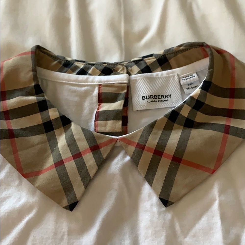 Burberry T-shirt